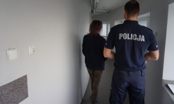 Kobieta poszukiwana za oszustwa zatrzymana przez policjantów z Boguszowic - Serwis informacyjny z Raciborza - naszraciborz.pl