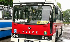 Pożegnanie ostatniego czerwonego autobusu - Serwis informacyjny z Wodzisławia Śląskiego - naszwodzislaw.com