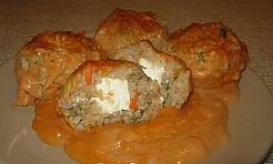 Pulpety mięsno-ryżowe z warzywami w sosie pomidorowym - Serwis informacyjny z Wodzisławia Śląskiego - naszwodzislaw.com