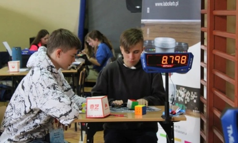 Ignacy ponownie ugości mistrzów speedcubingu - Serwis informacyjny z Wodzisławia Śląskiego - naszwodzislaw.com