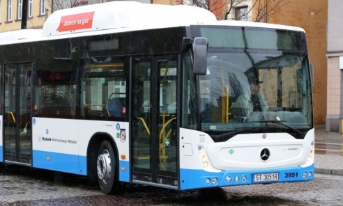 Lyski rezygnują z płatnej komunikacji – dwie linie autobusowe kursują bezpłatnie Lyski rezygnują z płatnej komunikacji – dwie linie autobusowe kursują bezpłatnie - Serwis informacyjny z Wodzisławia Śląskiego - naszwodzislaw.com