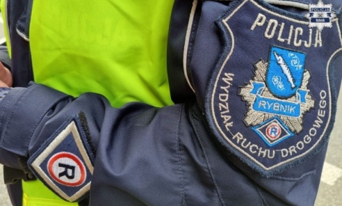 Rybnicka policja poszukuje świadków wypadku Rybnicka policja poszukuje świadków wypadku - Serwis informacyjny z Wodzisławia Śląskiego - naszwodzislaw.com