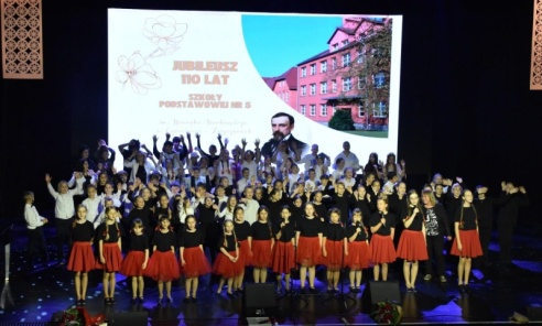 110 lat historii i tradycji. Wyjątkowy jubileusz Piątki w Czerwionce-Leszczynach 110 lat historii i tradycji. Wyjątkowy jubileusz Piątki w Czerwionce-Leszczynach - Serwis informacyjny z Wodzisławia Śląskiego - naszwodzislaw.com