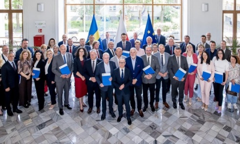 Powiat rybnicki z dwoma projektami w konkursie Inicjatywa Sołecka Powiat rybnicki z dwoma projektami w konkursie Inicjatywa Sołecka - Serwis informacyjny z Wodzisławia Śląskiego - naszwodzislaw.com