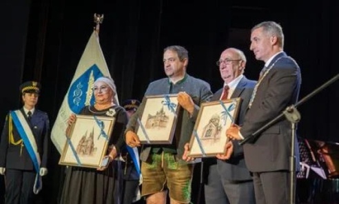 65 lat przyjaźni i ćwierć wieku partnerstwa. Rybnik świętował międzynarodowe jubileusze 65 lat przyjaźni i ćwierć wieku partnerstwa. Rybnik świętował międzynarodowe jubileusze - Serwis informacyjny z Wodzisławia Śląskiego - naszwodzislaw.com