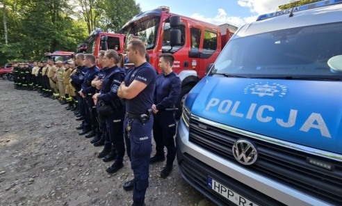 Zaginiona kobieta z dzieckiem w lesie. Na miejsce ruszyły wszystkie służby Zaginiona kobieta z dzieckiem w lesie. Na miejsce ruszyły wszystkie służby - Serwis informacyjny z Wodzisławia Śląskiego - naszwodzislaw.com