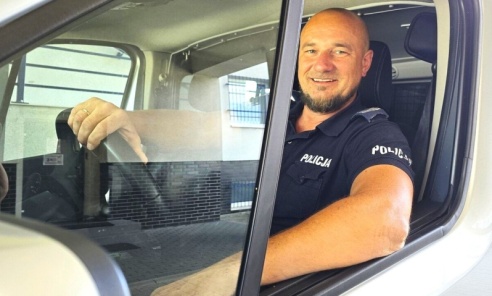 Na zakupach rozpoznał poszukiwanego. Policjant po służbie zatrzymał 27-latka z Rybnika Na zakupach rozpoznał poszukiwanego. Policjant po służbie zatrzymał 27-latka z Rybnika - Serwis informacyjny z Wodzisławia Śląskiego - naszwodzislaw.com
