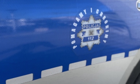 Przyjechał na mecz autem, choć miał pięć zakazów. Policjant rozpoznał go na trybunach Przyjechał na mecz autem, choć miał pięć zakazów. Policjant rozpoznał go na trybunach - Serwis informacyjny z Wodzisławia Śląskiego - naszwodzislaw.com