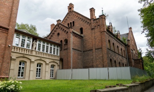 Juliusz odzyska dawny blask. Zabytkowy pawilon w Rybniku przechodzi wielką metamorfozę Juliusz odzyska dawny blask. Zabytkowy pawilon w Rybniku przechodzi wielką metamorfozę - Serwis informacyjny z Wodzisławia Śląskiego - naszwodzislaw.com