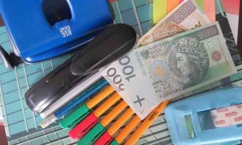 Ostatnie dni na gwarantowaną wypłatę 300 plus we wrześniu. ZUS przypomina o ważnym terminie Ostatnie dni na gwarantowaną wypłatę 300 plus we wrześniu. ZUS przypomina o ważnym terminie - Serwis informacyjny z Wodzisławia Śląskiego - naszwodzislaw.com