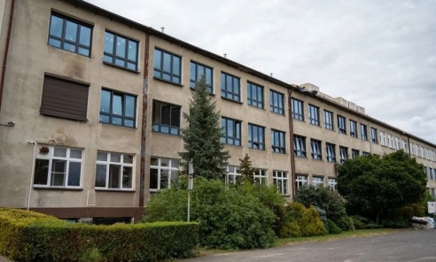 11 milionów złotych na modernizację szkoły w Rybniku. Zmieni się niemal cały budynek 11 milionów złotych na modernizację szkoły w Rybniku. Zmieni się niemal cały budynek - Serwis informacyjny z Wodzisławia Śląskiego - naszwodzislaw.com