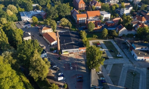 Rybnik kupi teren po zamkniętej Biedronce? Radni zdecydują o nieruchomości w centrum Rybnik kupi teren po zamkniętej Biedronce? Radni zdecydują o nieruchomości w centrum - Serwis informacyjny z Wodzisławia Śląskiego - naszwodzislaw.com