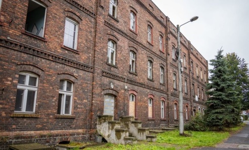 Przemysłowa 22 w Rybniku przejdzie wielki remont. Prawie 30 rodzin zyska zmodernizowane mieszkania Przemysłowa 22 w Rybniku przejdzie wielki remont. Prawie 30 rodzin zyska zmodernizowane mieszkania - Serwis informacyjny z Wodzisławia Śląskiego - naszwodzislaw.com