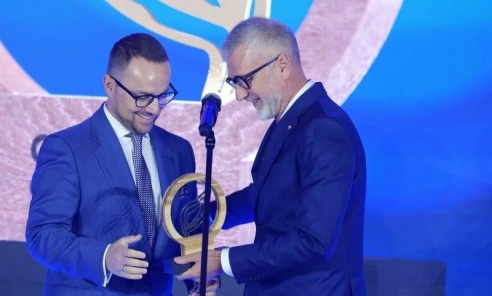 Rybnik doceniony za działania dla klimatu. Miasto z nagrodą Green Changer Rybnik doceniony za działania dla klimatu. Miasto z nagrodą Green Changer - Serwis informacyjny z Wodzisławia Śląskiego - naszwodzislaw.com