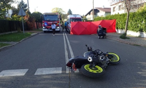 Tragiczny wypadek w Rybniku. 37-letnia pasażerka motocykla nie żyje Tragiczny wypadek w Rybniku. 37-letnia pasażerka motocykla nie żyje - Serwis informacyjny z Wodzisławia Śląskiego - naszwodzislaw.com
