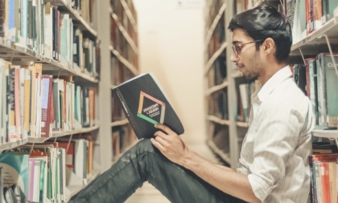 Październikowy termin w ZUS dla studentów z rentą rodzinną. Uważaj, by nie stracić pieniędzy Październikowy termin w ZUS dla studentów z rentą rodzinną. Uważaj, by nie stracić pieniędzy - Serwis informacyjny z Wodzisławia Śląskiego - naszwodzislaw.com