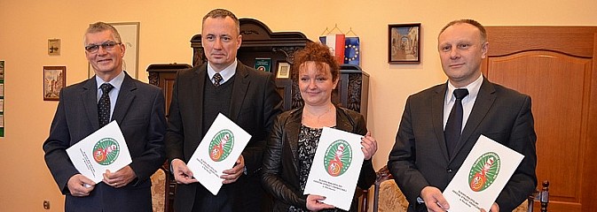 Pogranicznicy współpracują z inspekcją pracy - Serwis informacyjny z Wodzisławia Śląskiego - naszwodzislaw.com