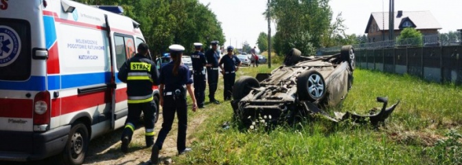 Wypadek nieoznakowanego radiowozu policyjnego - Serwis informacyjny z Wodzisławia Śląskiego - naszwodzislaw.com