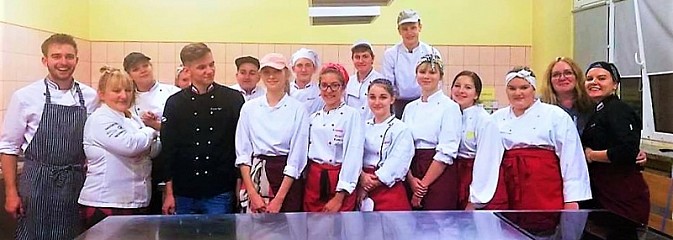 Warsztaty kulinarne z kaczką w roli głównej w rybnickim ZSEU - Serwis informacyjny z Wodzisławia Śląskiego - naszwodzislaw.com
