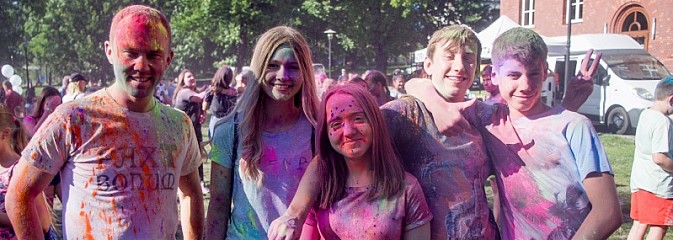 Holi. Rybnickie Święto Kolorów [FOTO] - Serwis informacyjny z Wodzisławia Śląskiego - naszwodzislaw.com