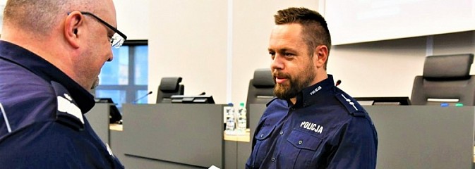Policjant z Rybnika z wyróżnieniem - Serwis informacyjny z Wodzisławia Śląskiego - naszwodzislaw.com